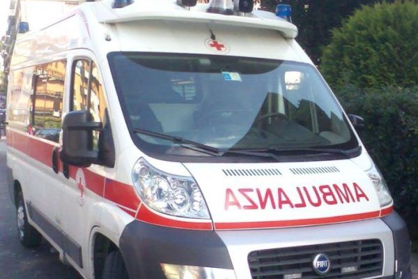 Somma, diversi interventi con le ambulanze AREU