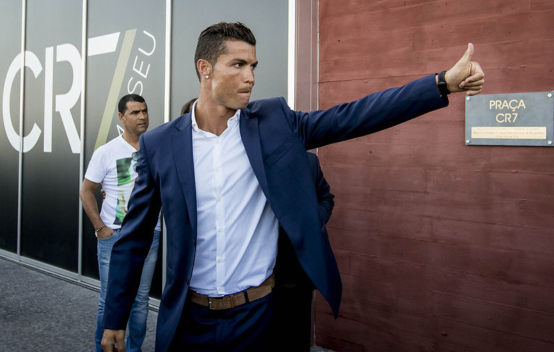 Cristiano Ronaldo trasforma i suoi hotel in Portogallo in  ospedali gratuiti