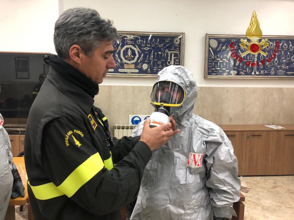 Coronavirus: sono in distribuzione le nuove mascherine di protezione per tutti i Vigili del Fuoco