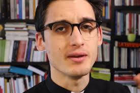 Varese: don Alberto Ravagnani prete "youtuber di Dio"